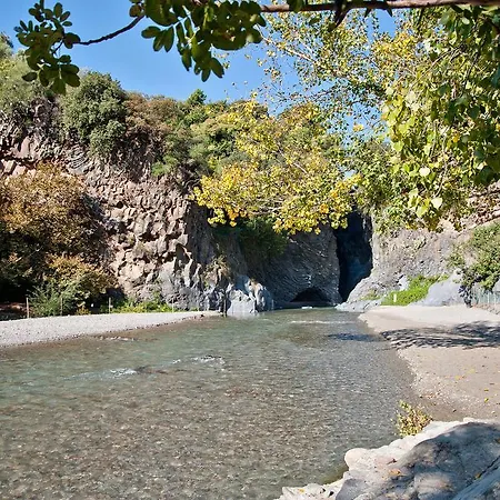 Glamping Alcantara Οργανωμένο κάμπινγκ
