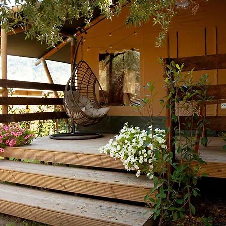 ラグジュアリーテント Glamping Alcantara